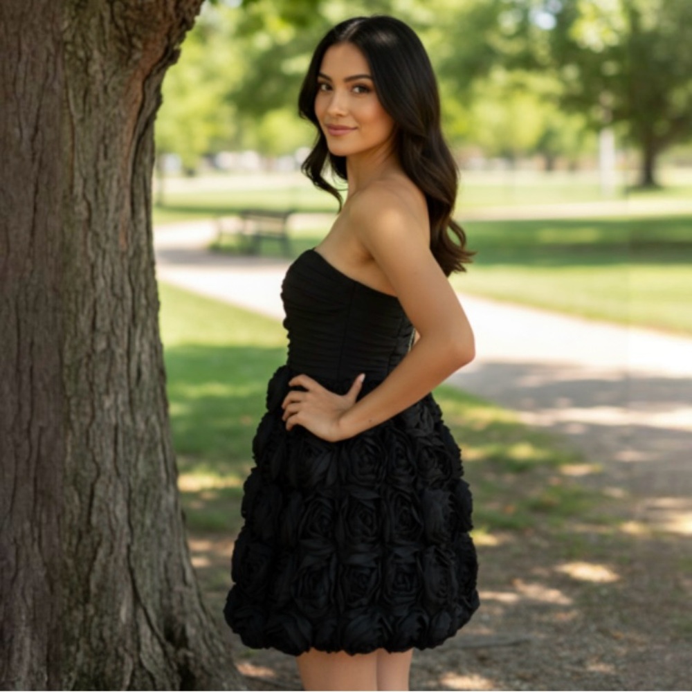 2b Bebe Black Strapless Floral Party Mini Dress Size Small - Picture 2 of 13